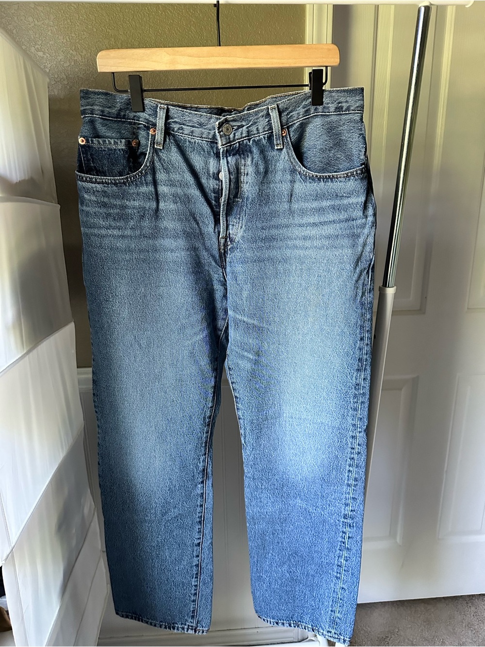 Levi's Light Blue Relaxed Fit Women’s Jeans